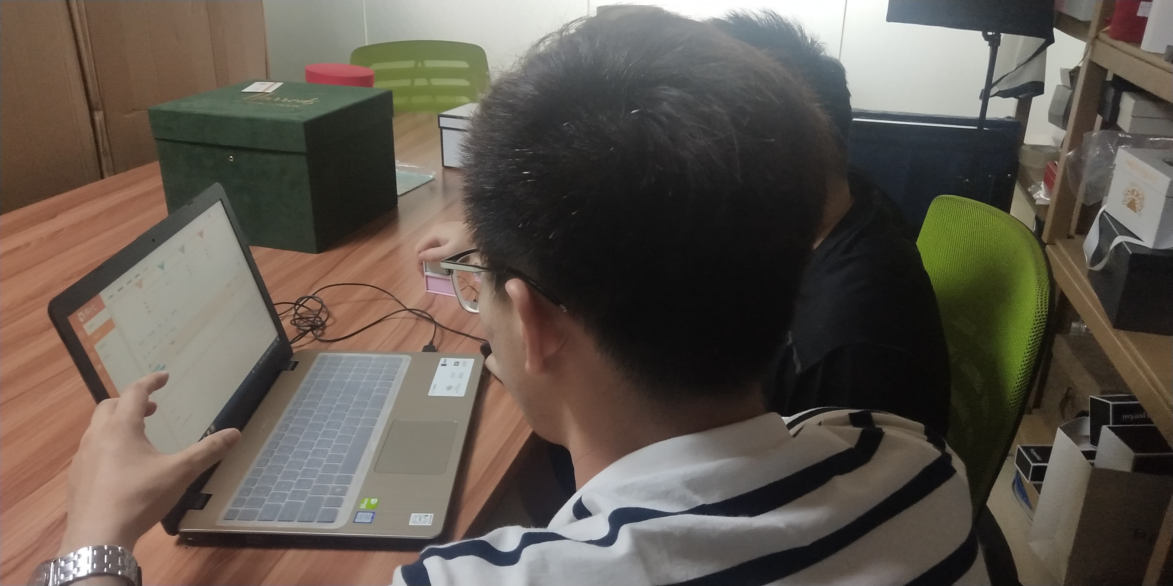 贸小七上门服务现场 6