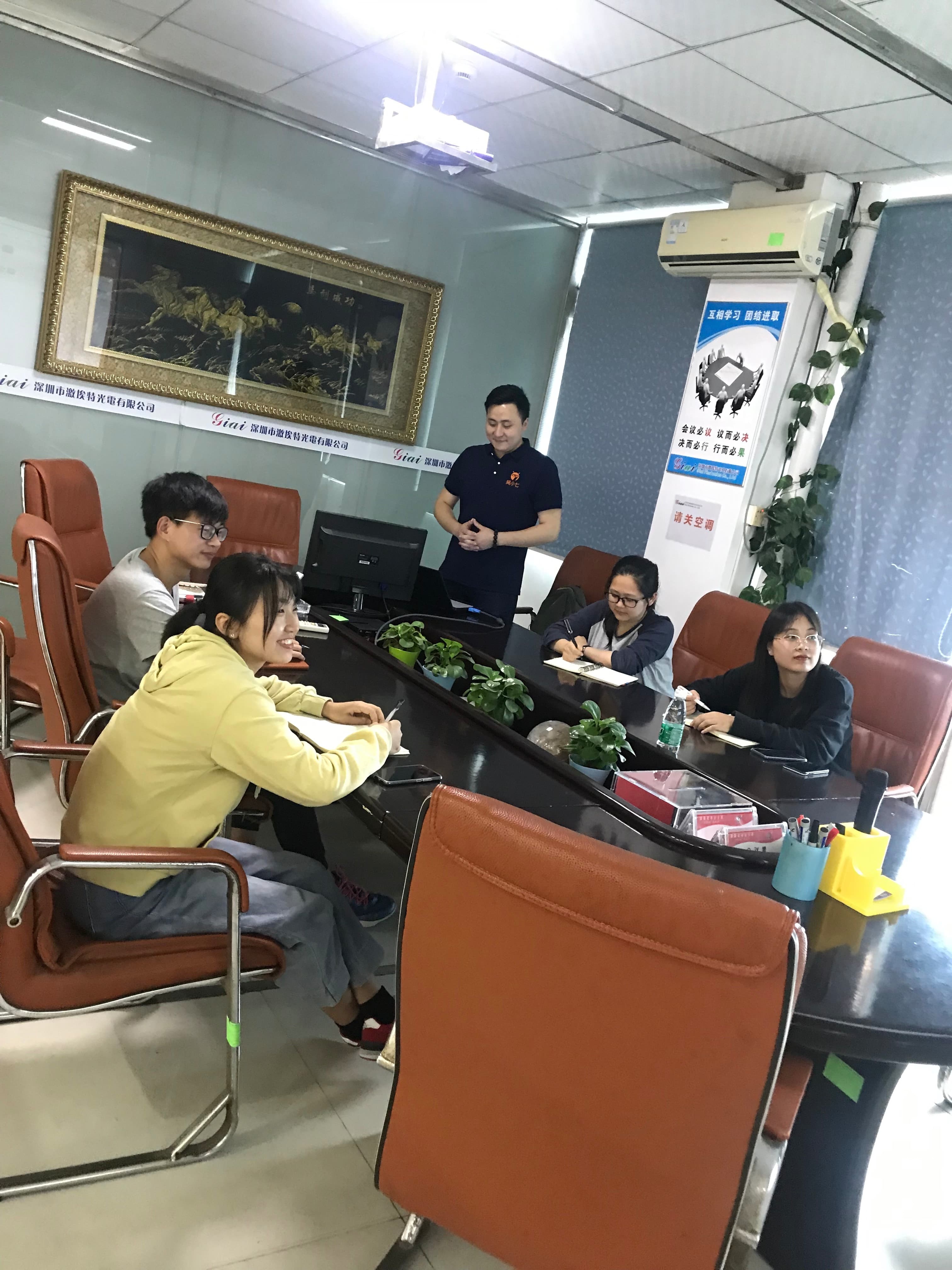 贸小七上门服务现场 8